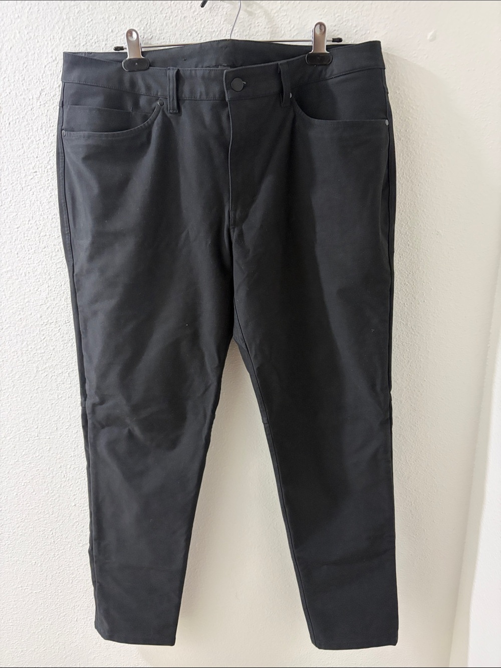 lululemon athletica Men's Slim Jeans - Black
